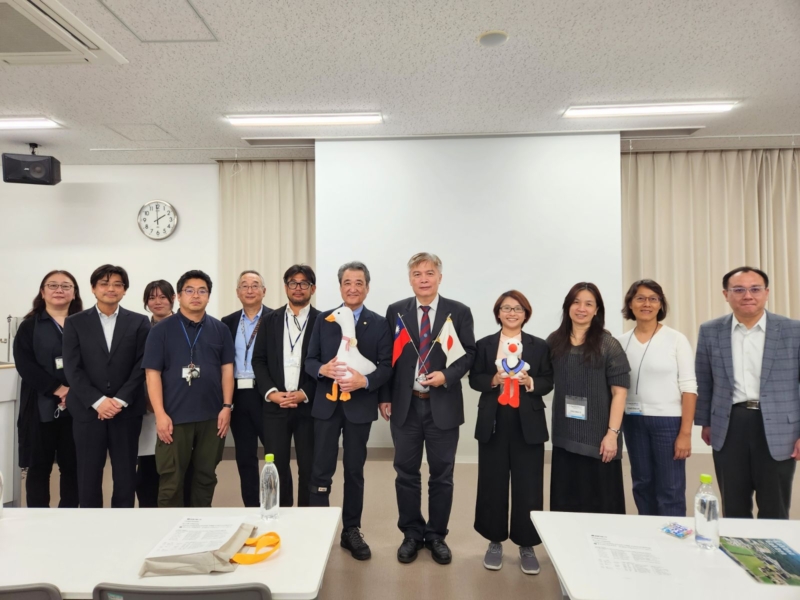 台湾国立中興大学獣医学部長ほかが来学されました