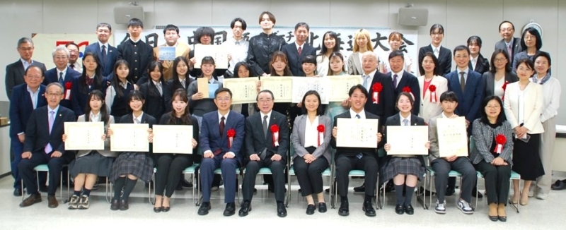 本学学生が全日本中国語スピーチコンテスト北海道大会で審査員特別賞を受賞しました