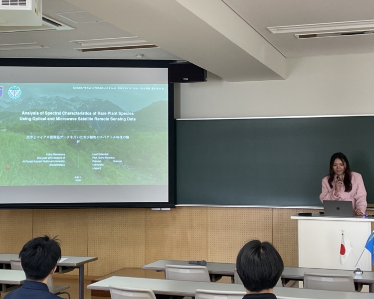 外国人短期研修生(アルファラビカザフ国立大学)の研修報告会を行いました